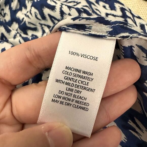 BeachLunchLounge Blue/White Ikat Aztec Print Blouse Peasant XS relaxed Fit - Picture 6 of 7